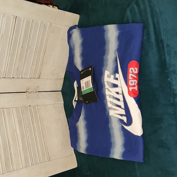 Nike 1972 Striped Tie Dye Tee Shirt NWT - Picture 3 of 4